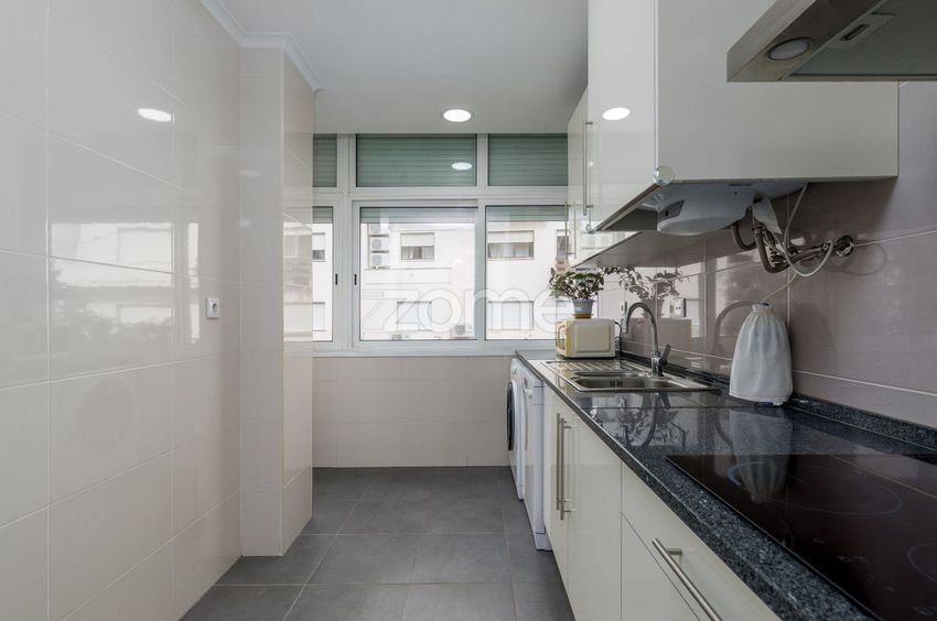Зображення Кухня, квартира t2, Rua António Ferro, 8