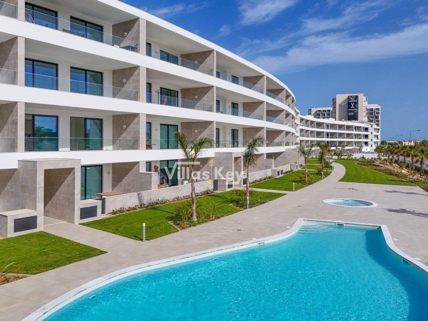Imagem Piscina de apartamento t2 em Praia Dona Ana