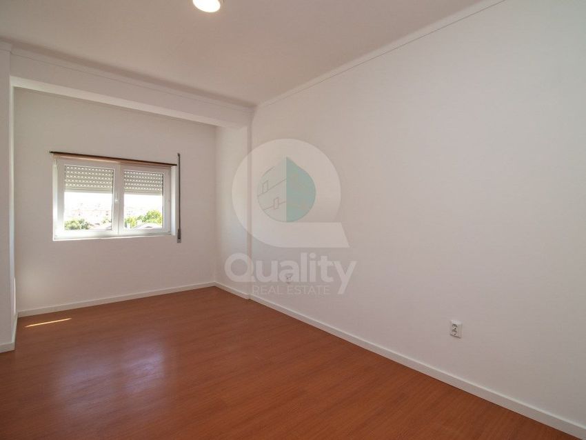 Imagem Sala de estar de apartamento t1 em Rua António Botto