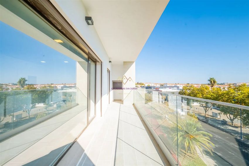 Imagem Terraço de duplex em Alameda dos Moinhos s/n