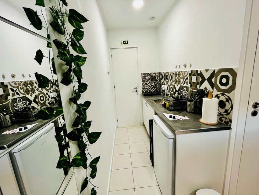 Imagem Casa de banho de apartamento t0 em Rua de Aljubarrota, 7