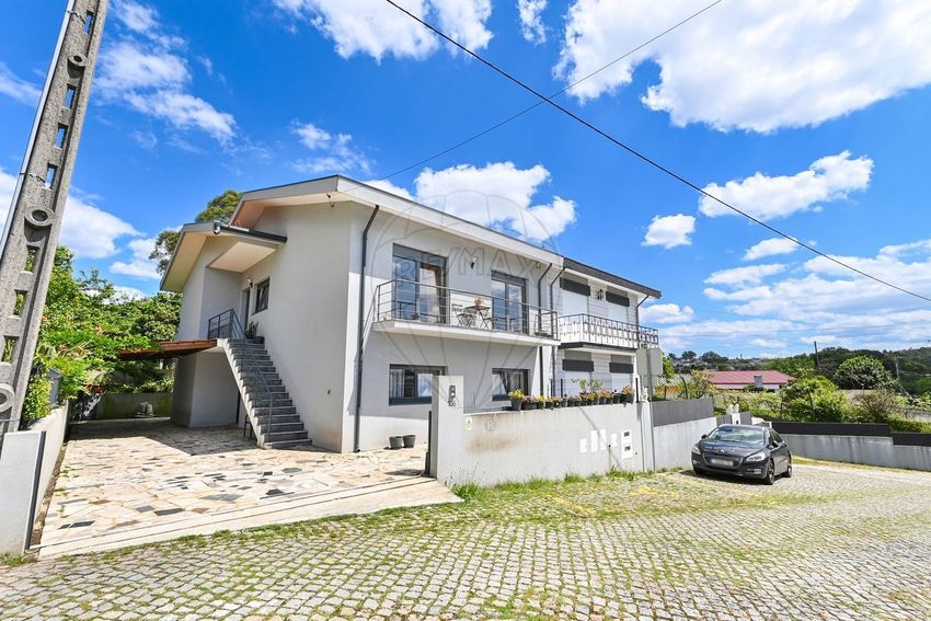 Imagem Fachada de  moradia independente em Travessa Rodrigo Gonçalves Lage