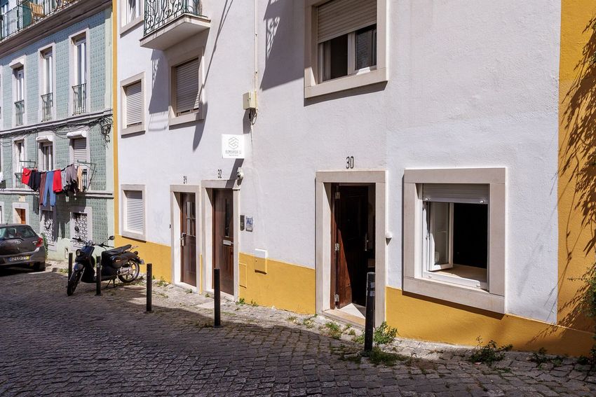 Imagem Fachada de apartamento t0 em Rua da Bombarda, 30