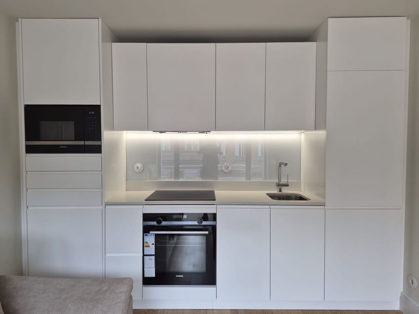 Imagem Cozinha de apartamento t2 em Rua do Duque de Loulé, 148