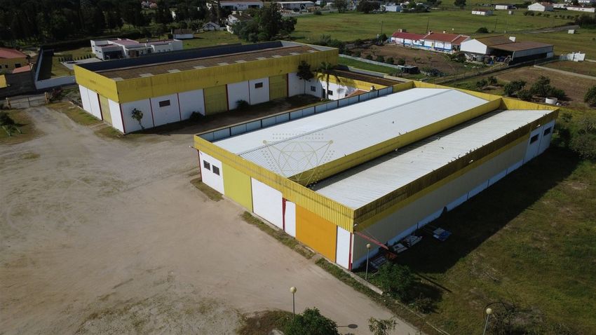 Imagem Vistas de armazém em Biscaínho