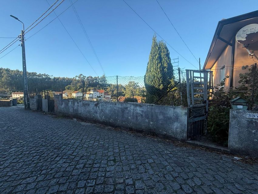 Imagem Entrada / saída de  moradia geminada em Avintes