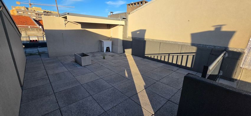 Imagem Terraço de apartamento t3 em Rua Doutor Júlio de Matos, 89