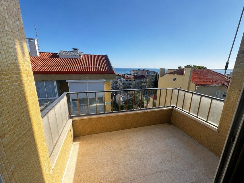 Imagem Varanda de apartamento t2 em Rua Joseph Bleck