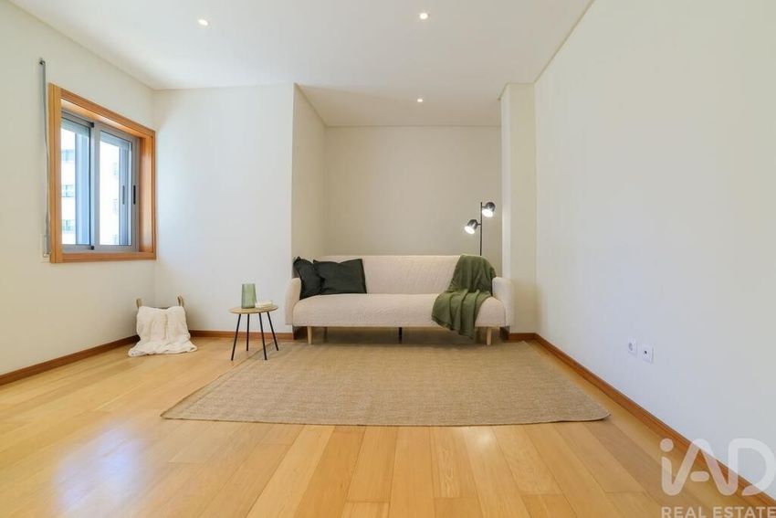 Imagem Sala de estar de apartamento t2 em Cidade de Santa Maria da Feira