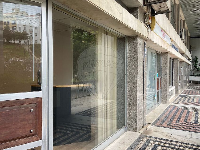 Imagem de espaço comercial em Lapa