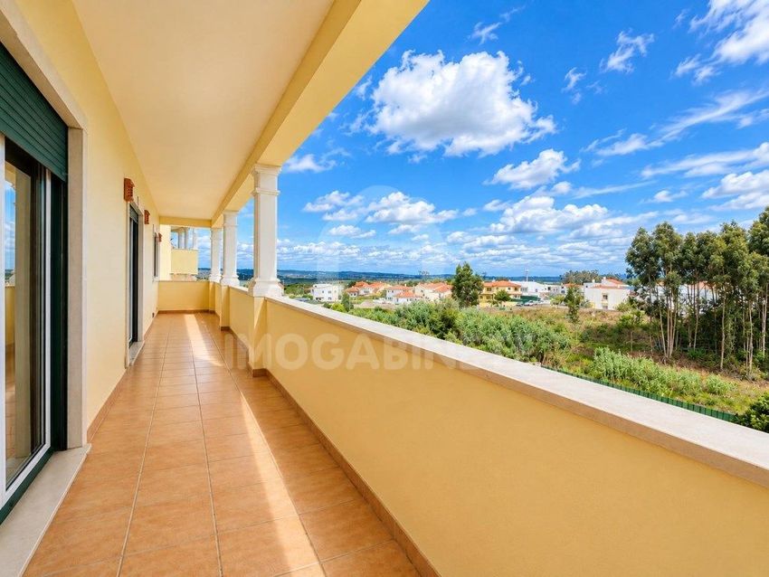 Imagem Varanda de  moradia independente em Estrada Boavista, 44