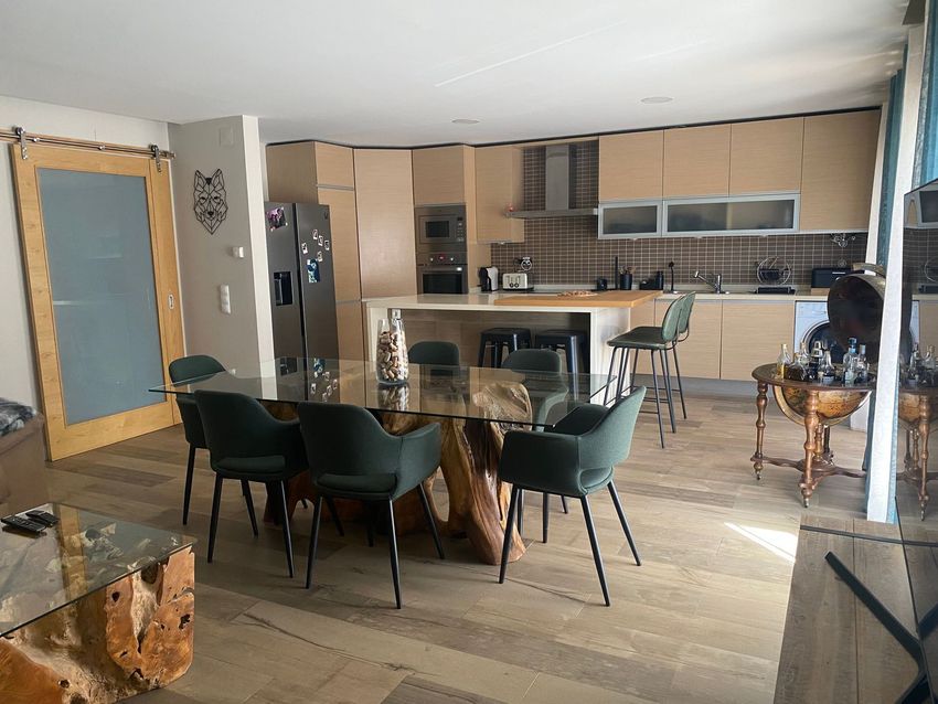 Imagem Sala de estar de apartamento t2 em Rua Gil Eanes, 226