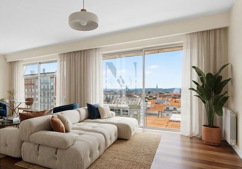 Imagem Sala de estar de apartamento t3 em Rua Dom João V