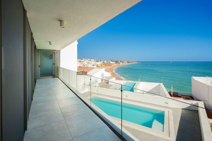 Imagem Varanda de  moradia independente em Marina de Albufeira - Cerro da Piedade