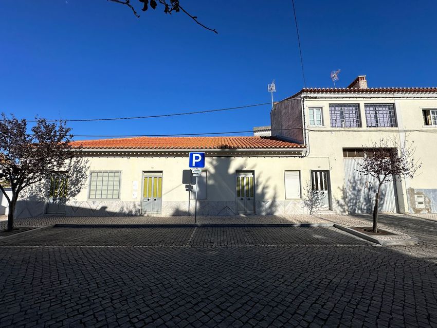  小楼房或独栋别墅出售, rua de São Sebastião, 1 a