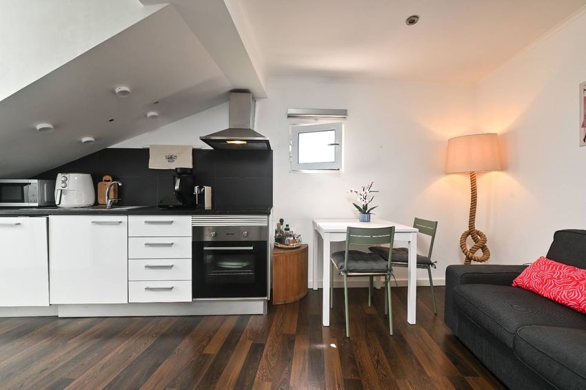 Imagem Sala de estar de apartamento t1 em Rua António Luís Inácio