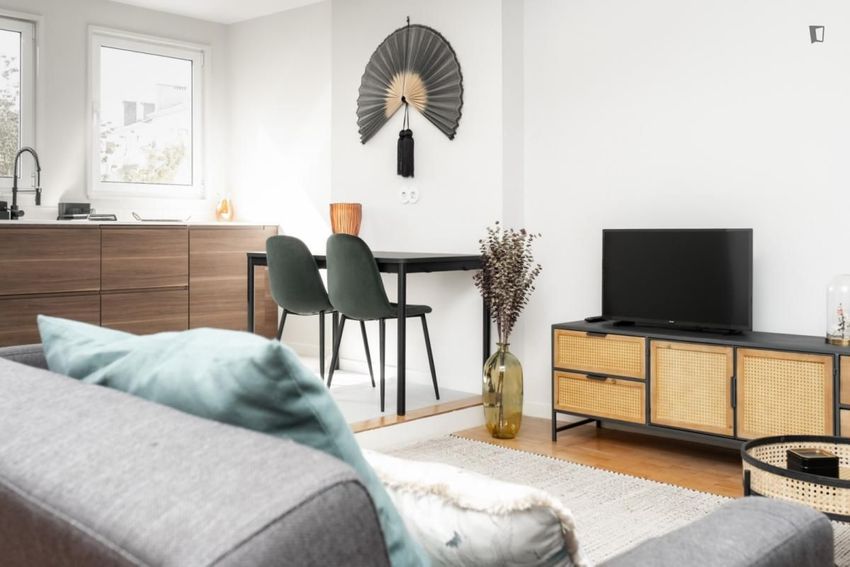 Imagem Sala de estar de apartamento t3 em Rua Guedes de Azevedo