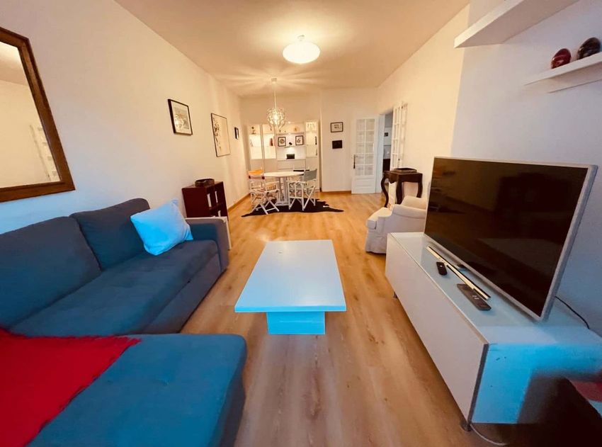 Imagem Sala de estar de apartamento t2 em Avenida Luísa Todi, 279