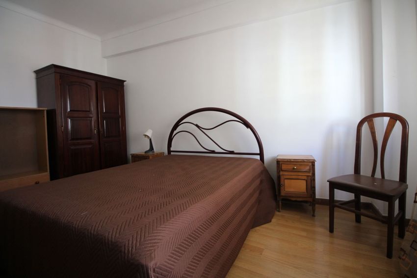 Imagem Quarto de quarto em Rua Francisco Biscaya da Silva, 2
