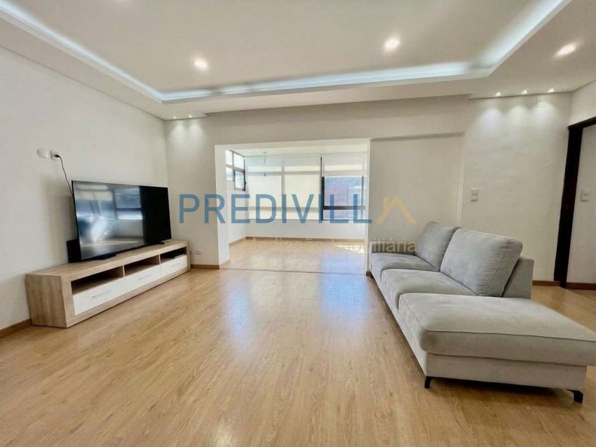 Imagem Sala de estar de apartamento t3 em Rua Dom Dinis, 166