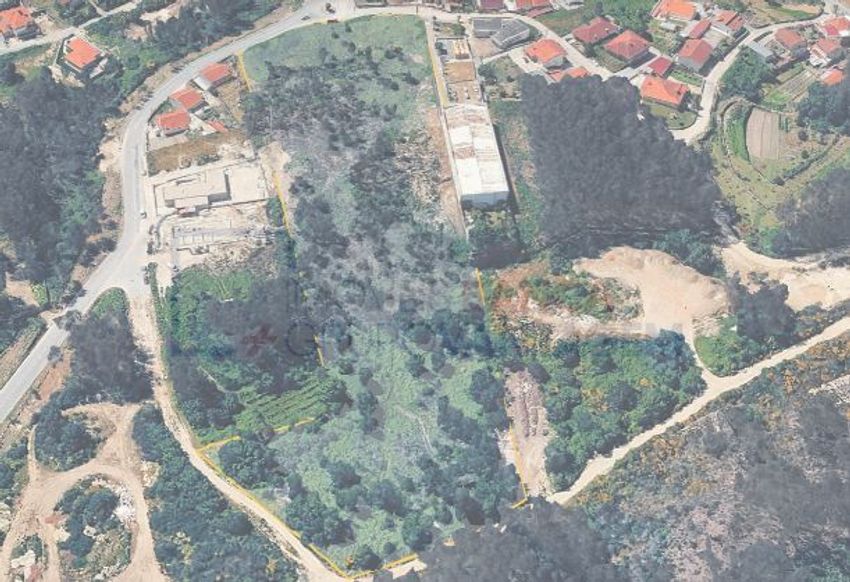 Imagem de terreno em Seroa