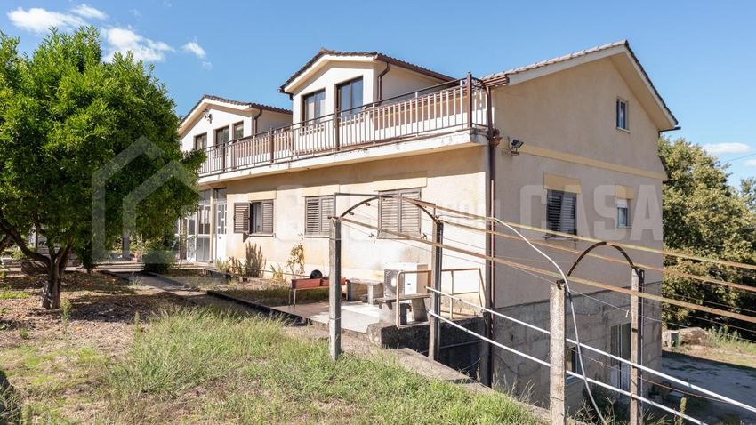 Imagem Fachada de  moradia independente em Boa Aldeia - Farminhão - Torredeita