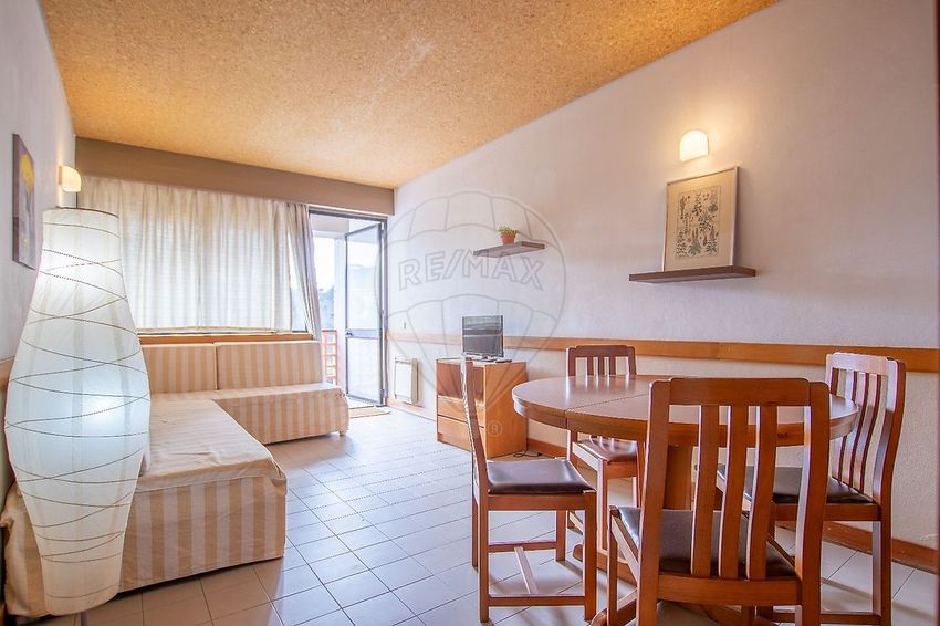 Imagem Sala de estar de apartamento t1 em Rua do Gerós