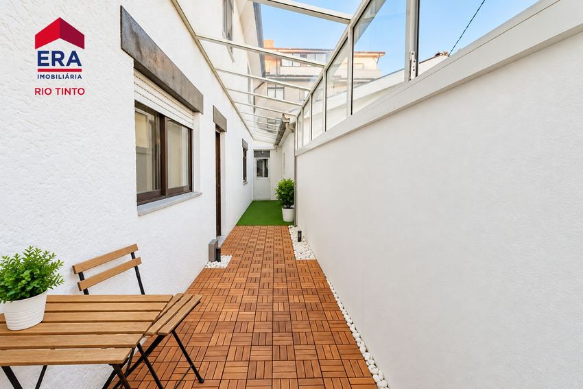 Imagem Terraço de  moradia em banda em Centro