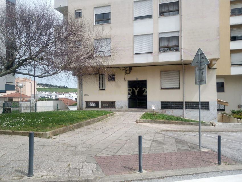 Imagem Vistas de apartamento t1 em Avenida de Santa Maria, 32
