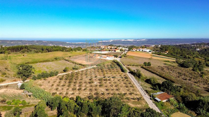 Imagem Terreno de terreno em Cela