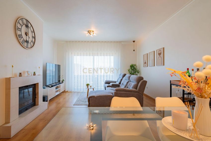 Imagem Sala de estar de apartamento t2 em Rua dos Vidreiros, 27