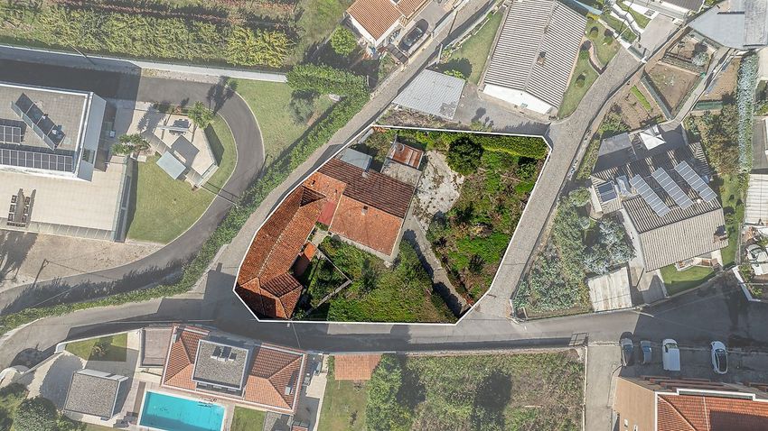 Imagem Piscina de  moradia independente em Calendário