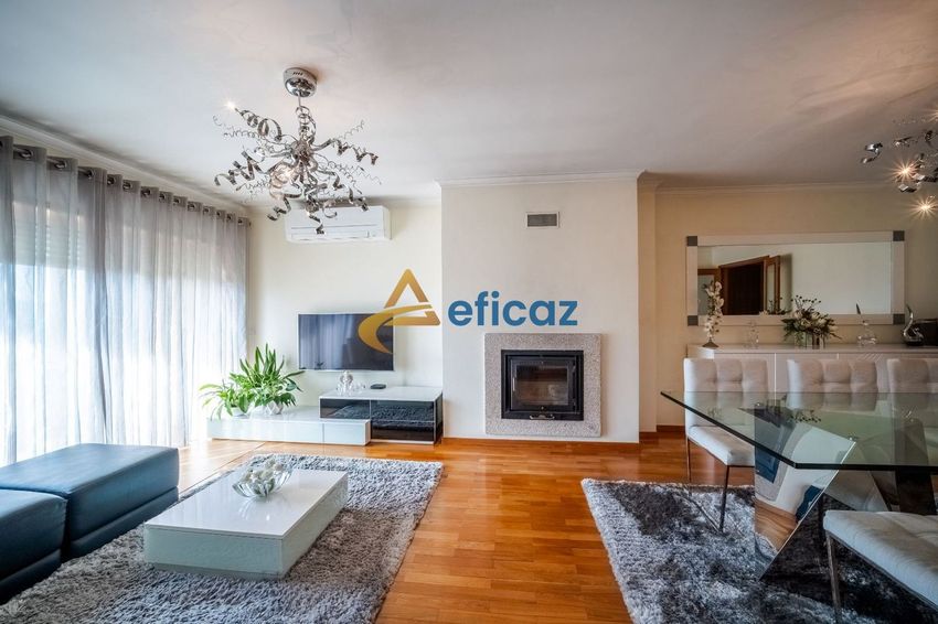 Imagem Sala de estar de apartamento t2 em Penafiel