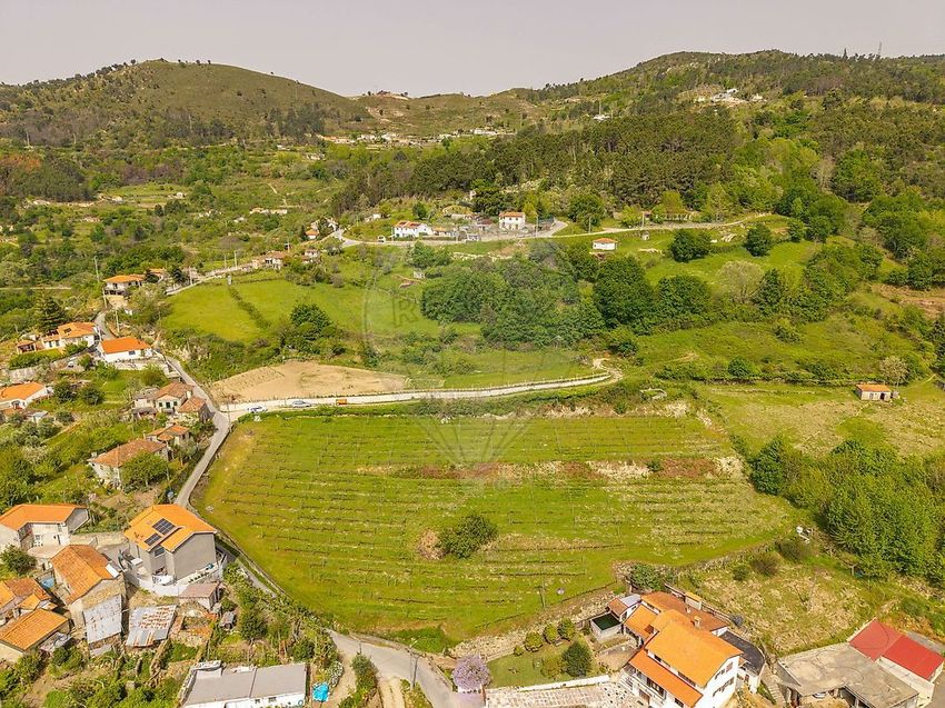 Зображення земельна ділянка, Calçada de Queixomil
