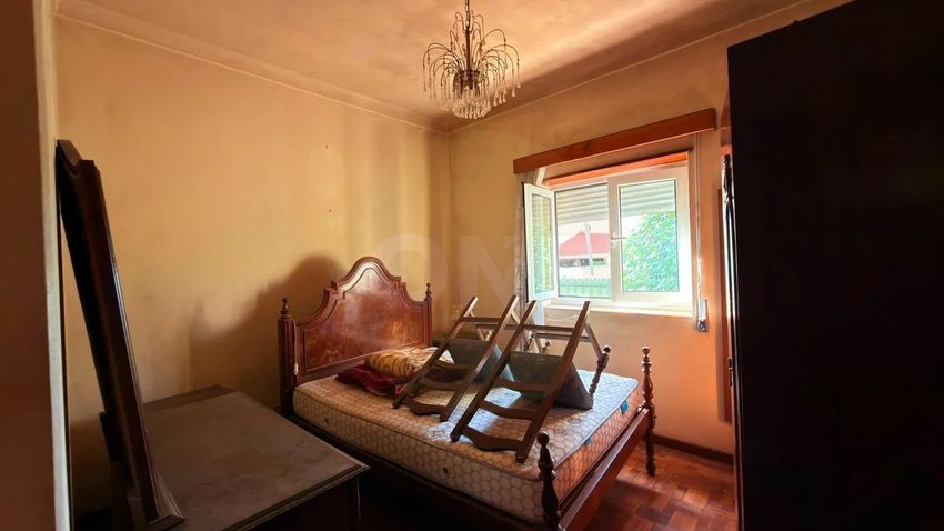 Imagem Quarto de  casa ou moradia em Rua da Agra
