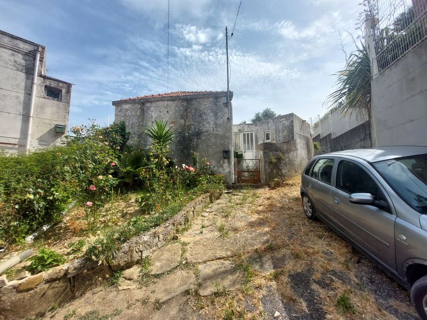 Imagem Fachada de  casa de aldeia em Beco de Santa Quitéria