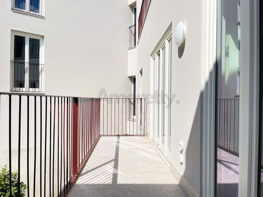 Imagem Varanda de apartamento t3 em Rua de Santo António dos Capuchos