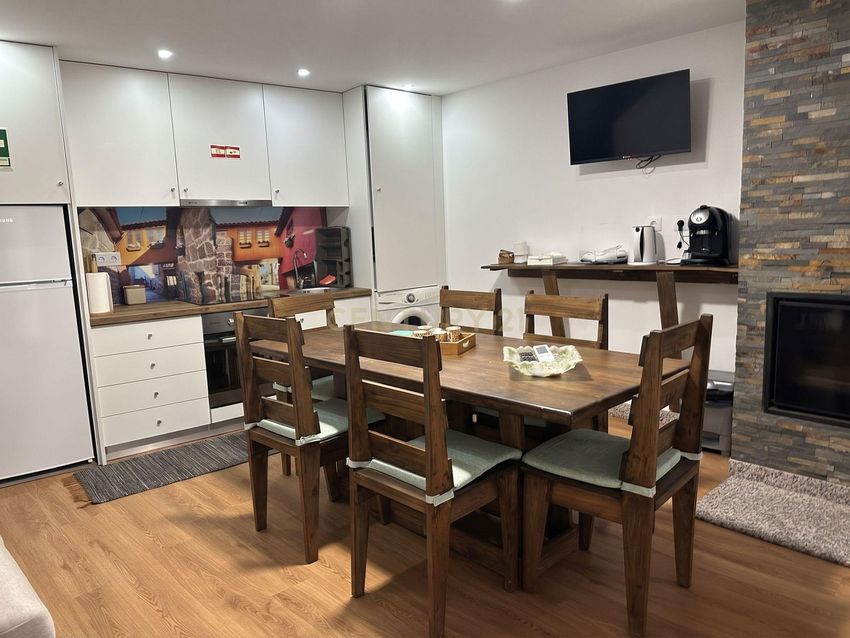 Imagem Sala de estar de  moradia independente em Rua Padre Mesquita Pimentel