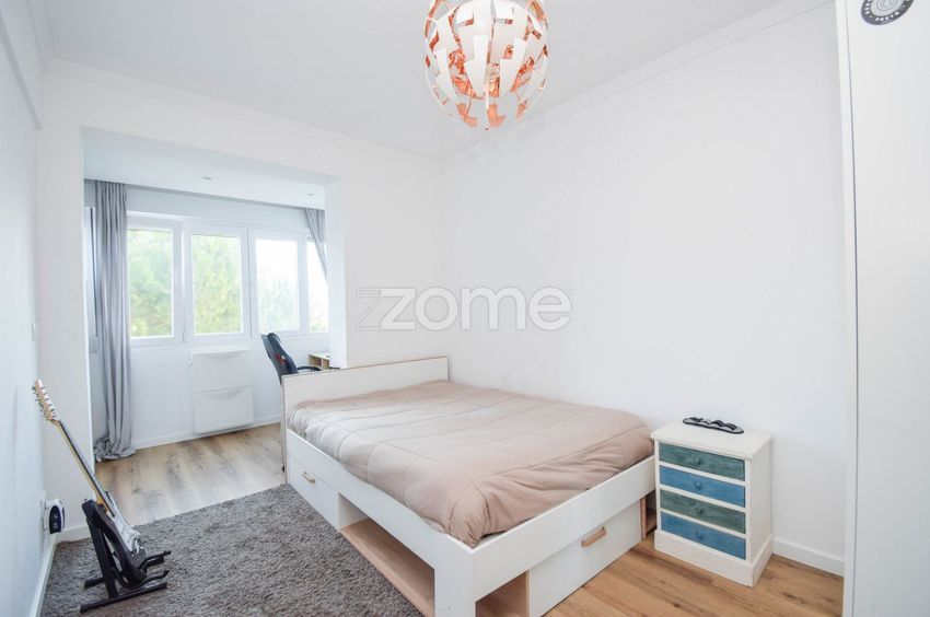 Imagem Quarto de apartamento t3 em Rua Santa Isabel, 32