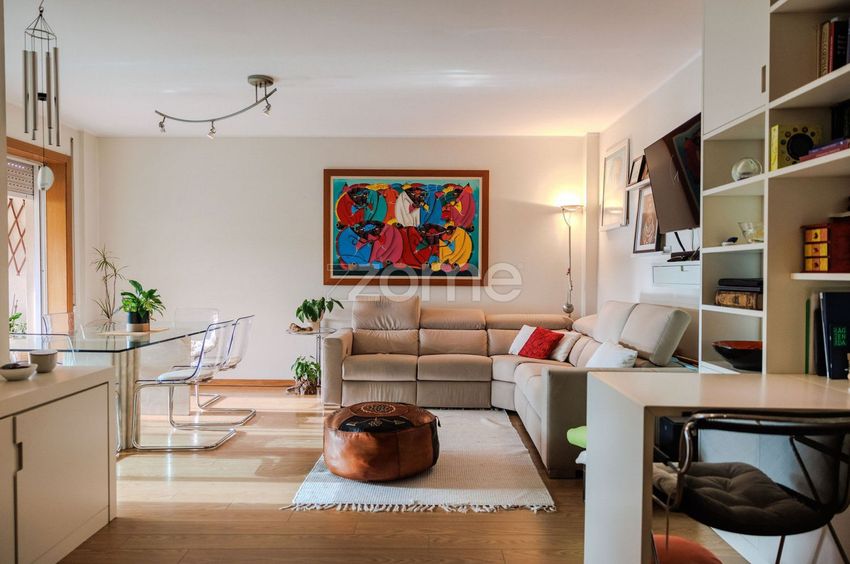 Imagem Sala de estar de apartamento t2 em Rua do Senhor da Agonia, 261
