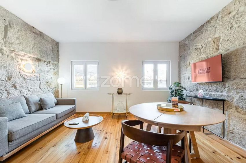 Imagem Sala de estar de apartamento t0 em Rua Cândido dos Reis, 296