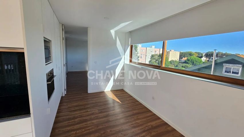 Imagem Divisão de apartamento t1 em Rua das Amoreiras