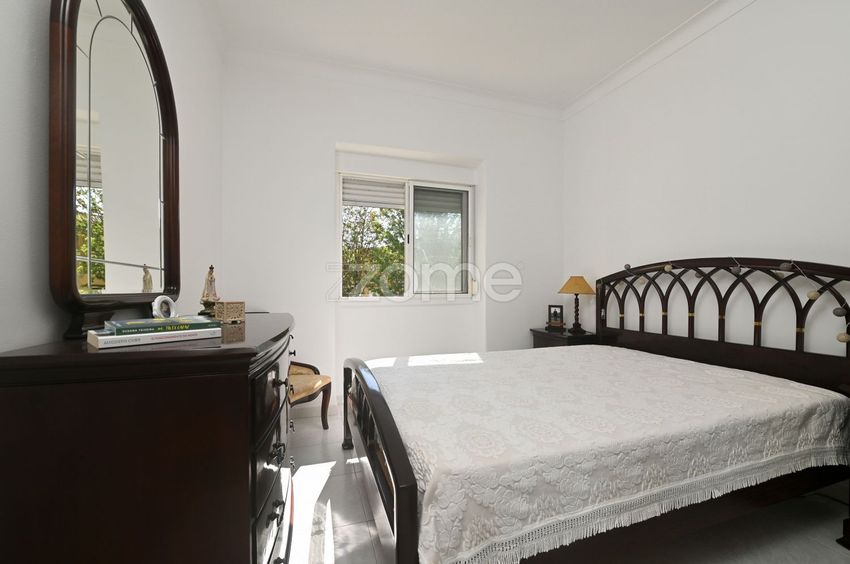 Imagem Quarto de apartamento t2 em Rua Brigadeiro Fernando Alberto de Oliveira s/n