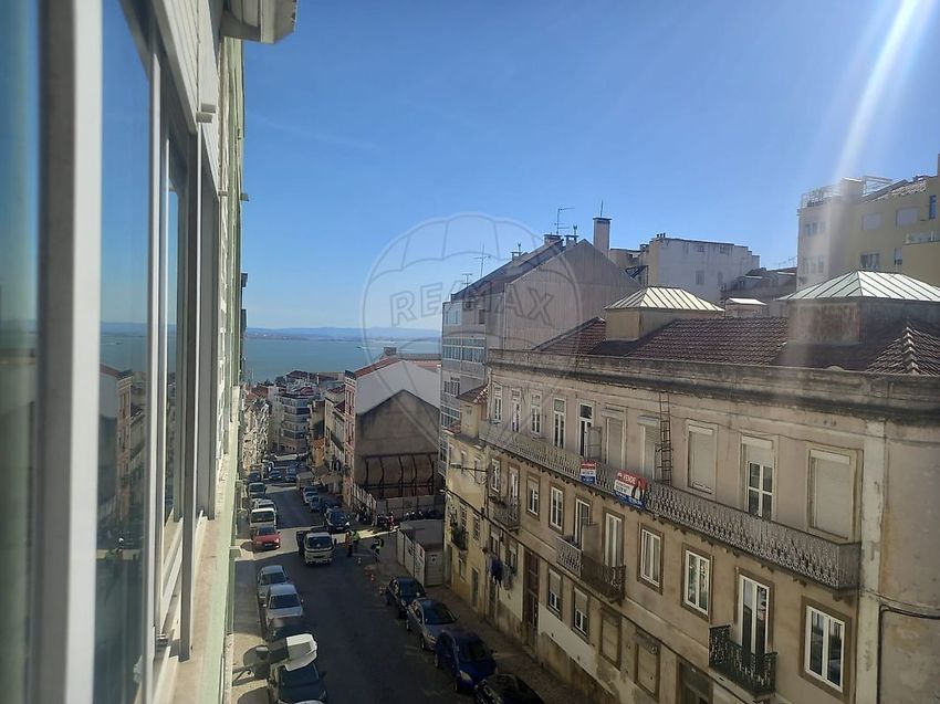 Imagem de apartamento t2 em Rua do Vale de Santo António