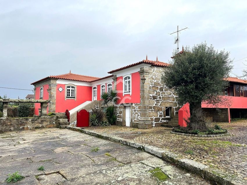 Imagem Fachada de  quinta em Cangosta do Frio