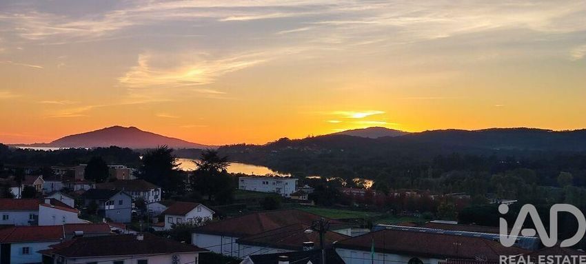 Imagem Vistas de  moradia independente em Vila Nova de Cerveira