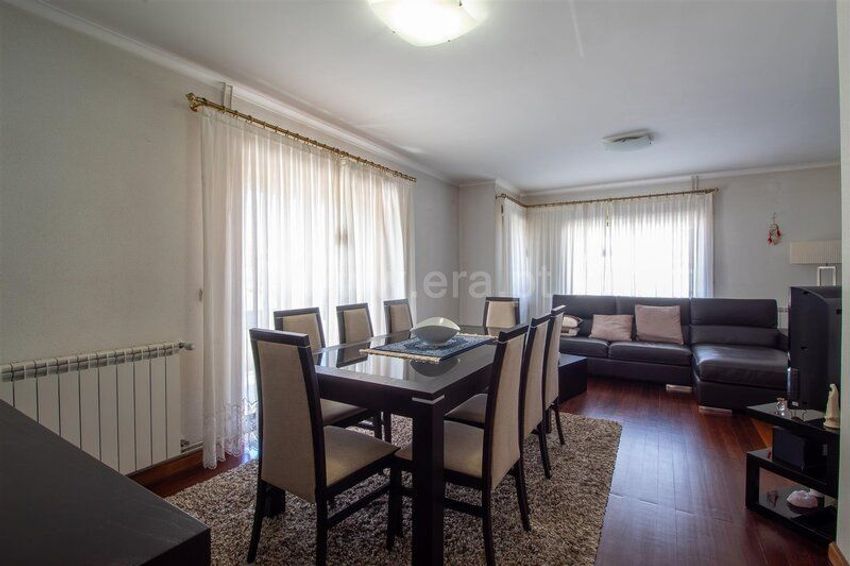 Imagem Sala de estar de  casa ou moradia em Centro