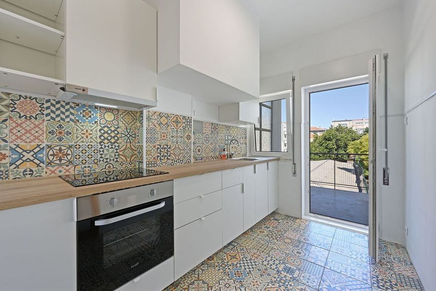 Imagem Cozinha de apartamento t3 em Rua da Constituição