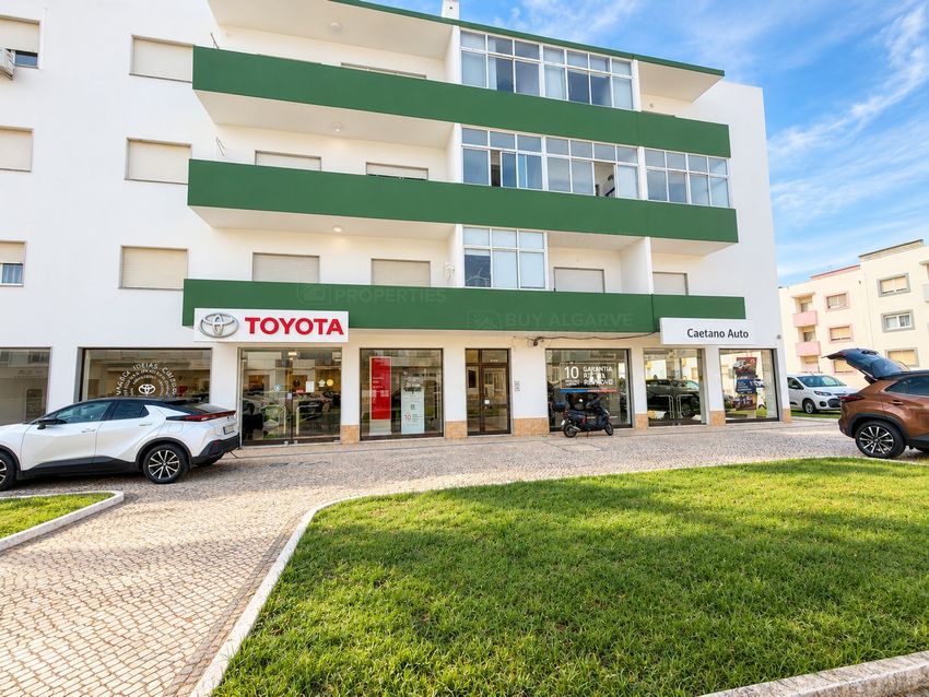 Imagem Vistas de apartamento t2 em Estrada de Alvor