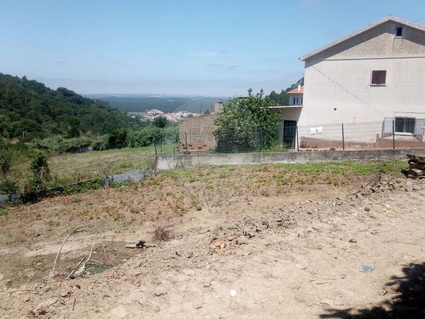 Imagem de terreno em Maxial e Monte Redondo